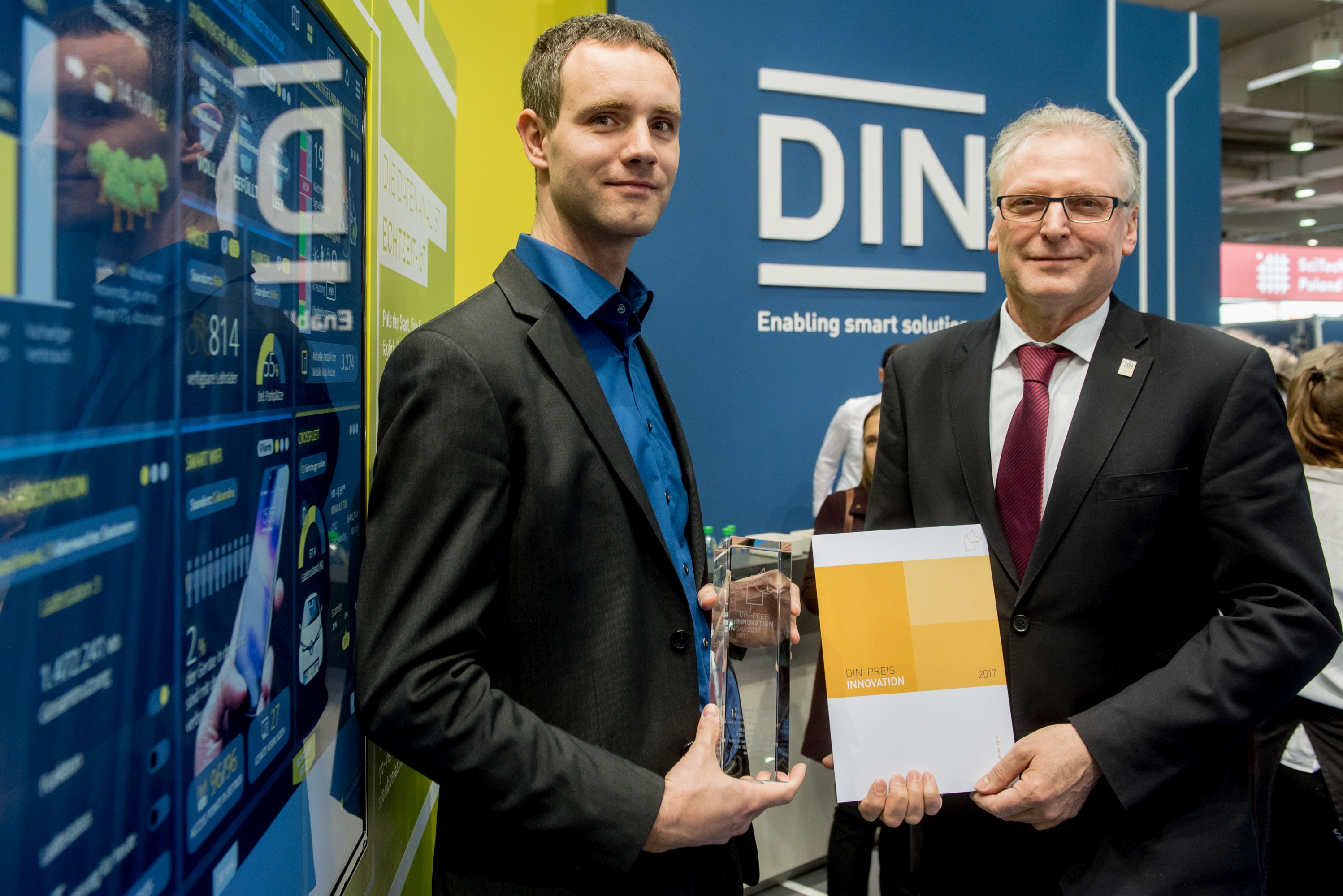 Hannover Messe Volker Naumann Preisverleihung Volker Naumann Fraunhofer CSP DIN